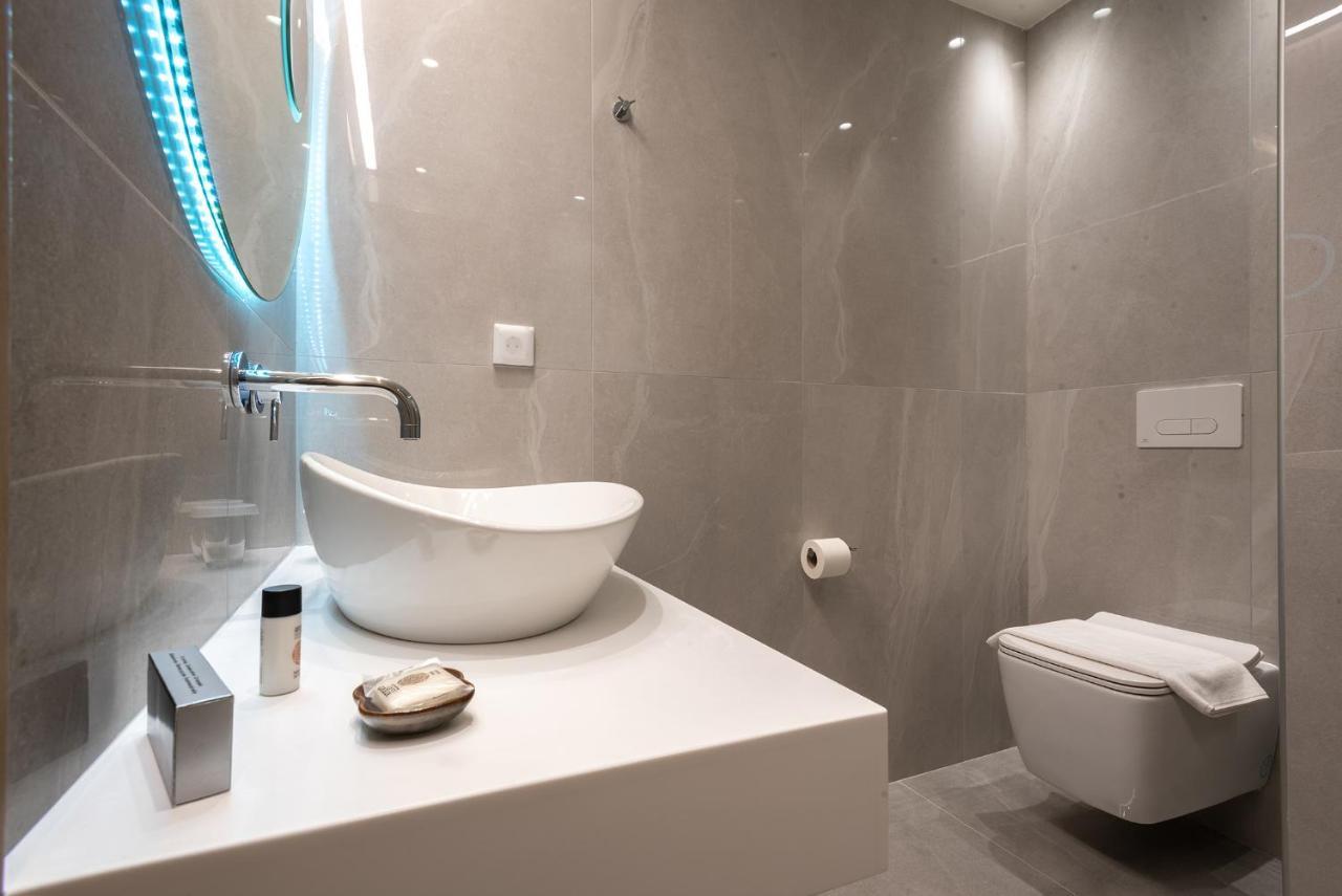 Grand Patelli Hotell Myrina Exteriör bild