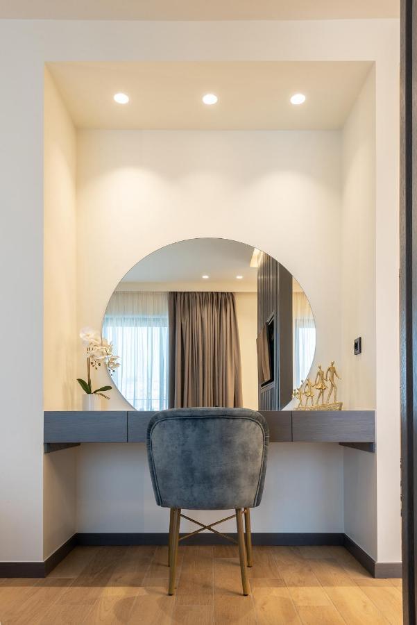Grand Patelli Hotell Myrina Exteriör bild